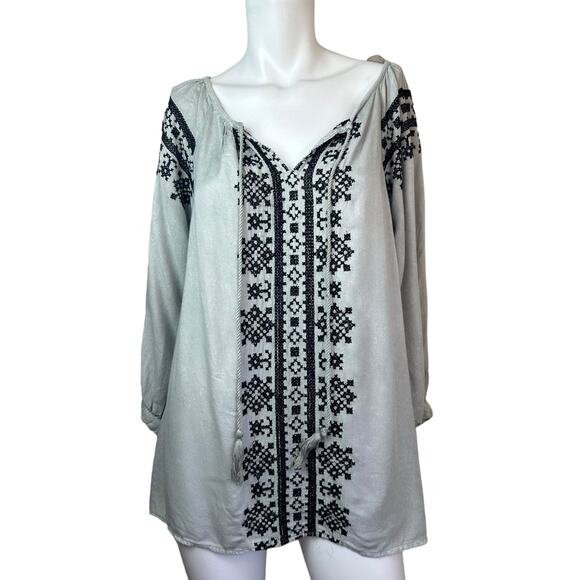 Raga Gray & Black Embroidered Boho Peasant Blouse with Tassels sz S - Picture 5 of 9